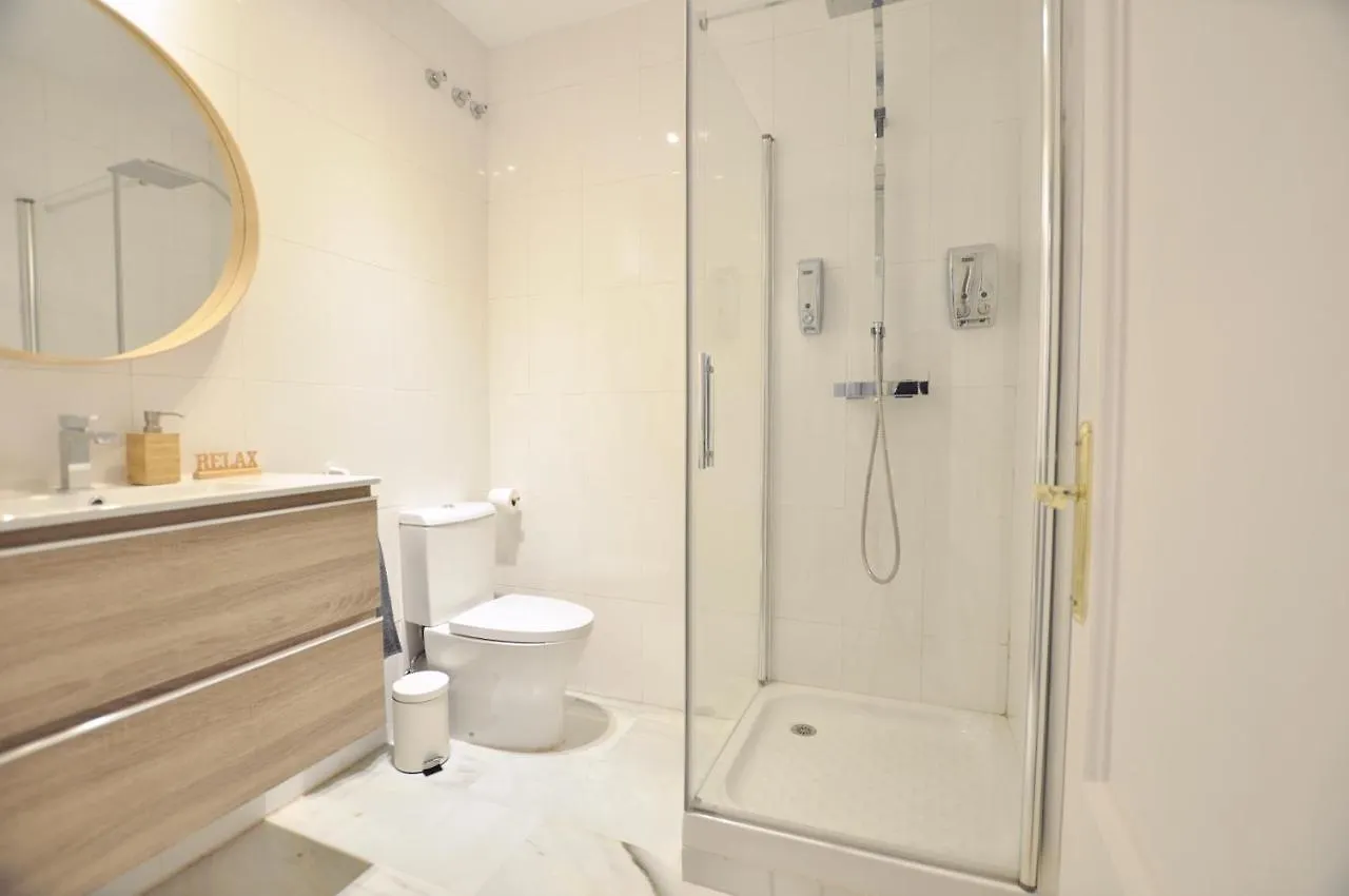 Luminoso y coqueto apartamento con jardín Málaga