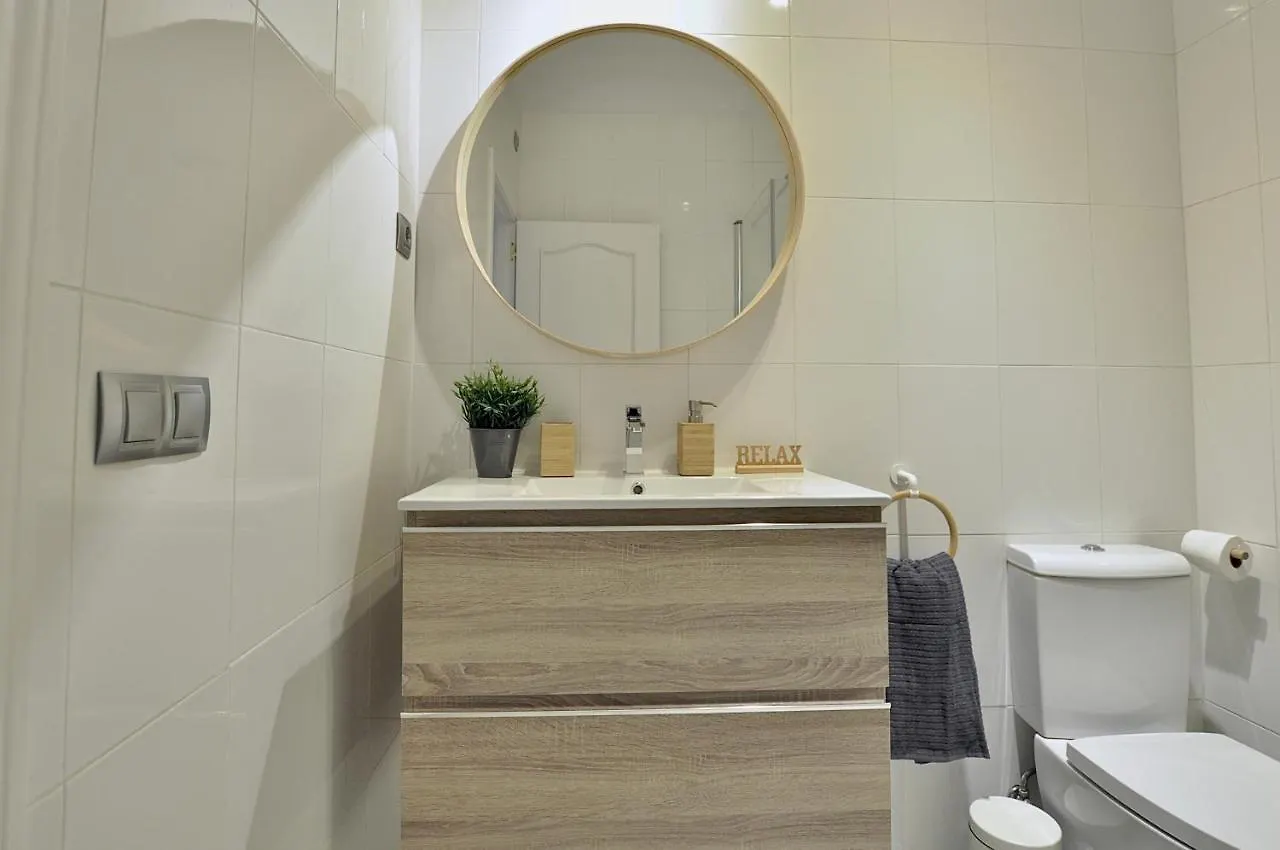 Luminoso y coqueto apartamento con jardín Málaga
