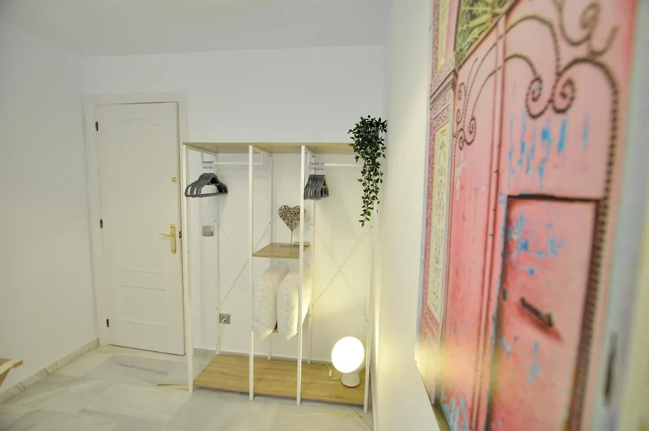 Luminoso y coqueto apartamento con jardín Málaga